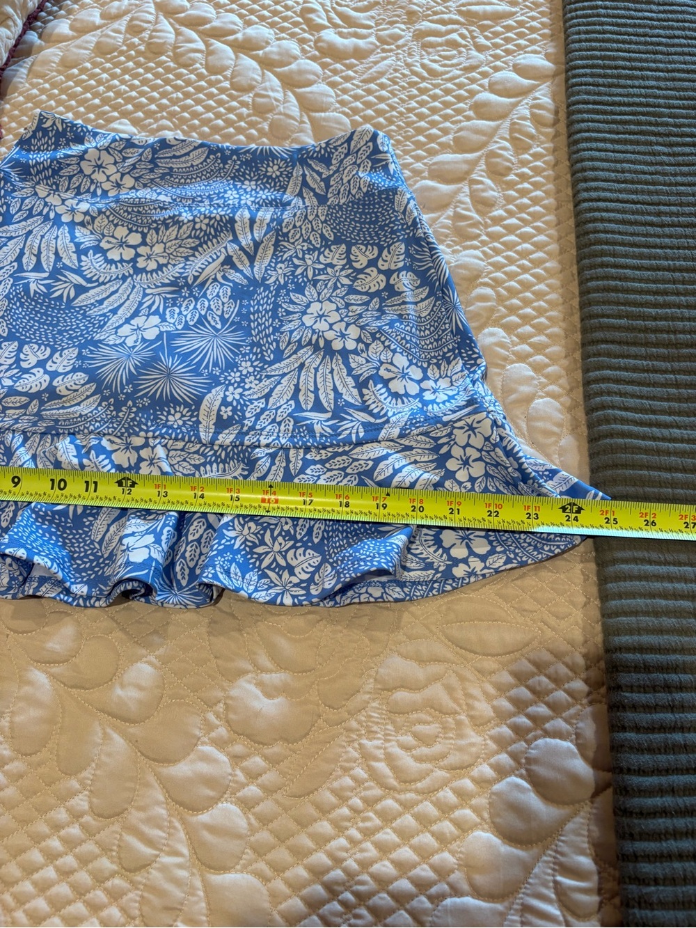 Tommy Bahama Everyday Active Ruffled Hem Skort blue white size XS women’s - Picture 9 of 9